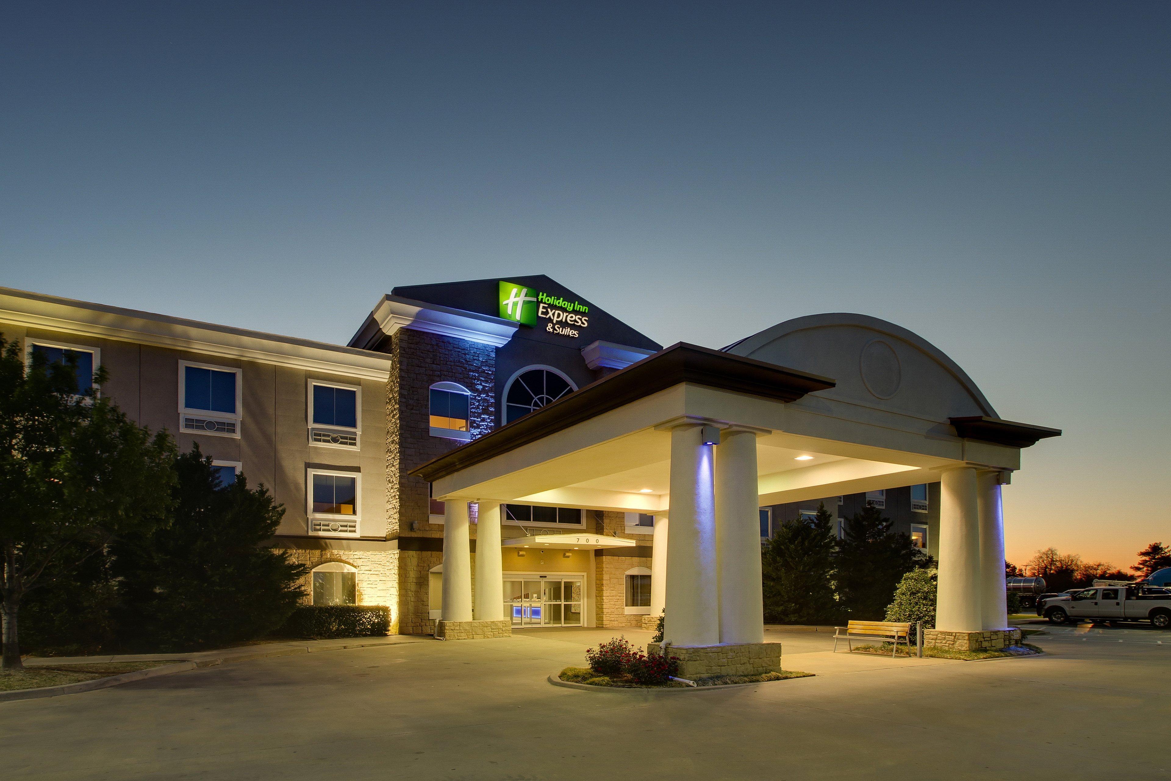 Holiday Inn Express Vernon College Area Highway 287 By Ihg Exterior photo