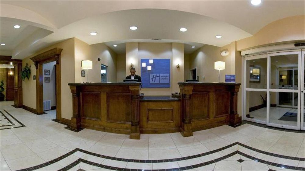 Holiday Inn Express Vernon College Area Highway 287 By Ihg Exterior photo